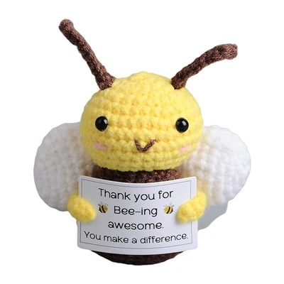 Boneka Lebah Rajutan
